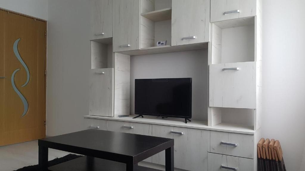Lucky Apartment Pitesti Exterior photo